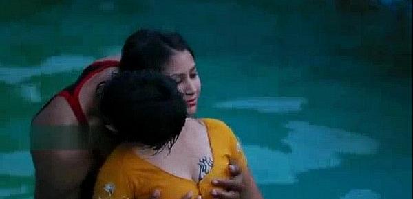  Lovers hot romance in swimming pool